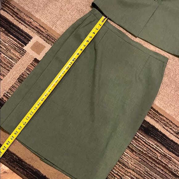 Alfred Dunner Green Pencil Skirt Suit - Picture 5 of 9